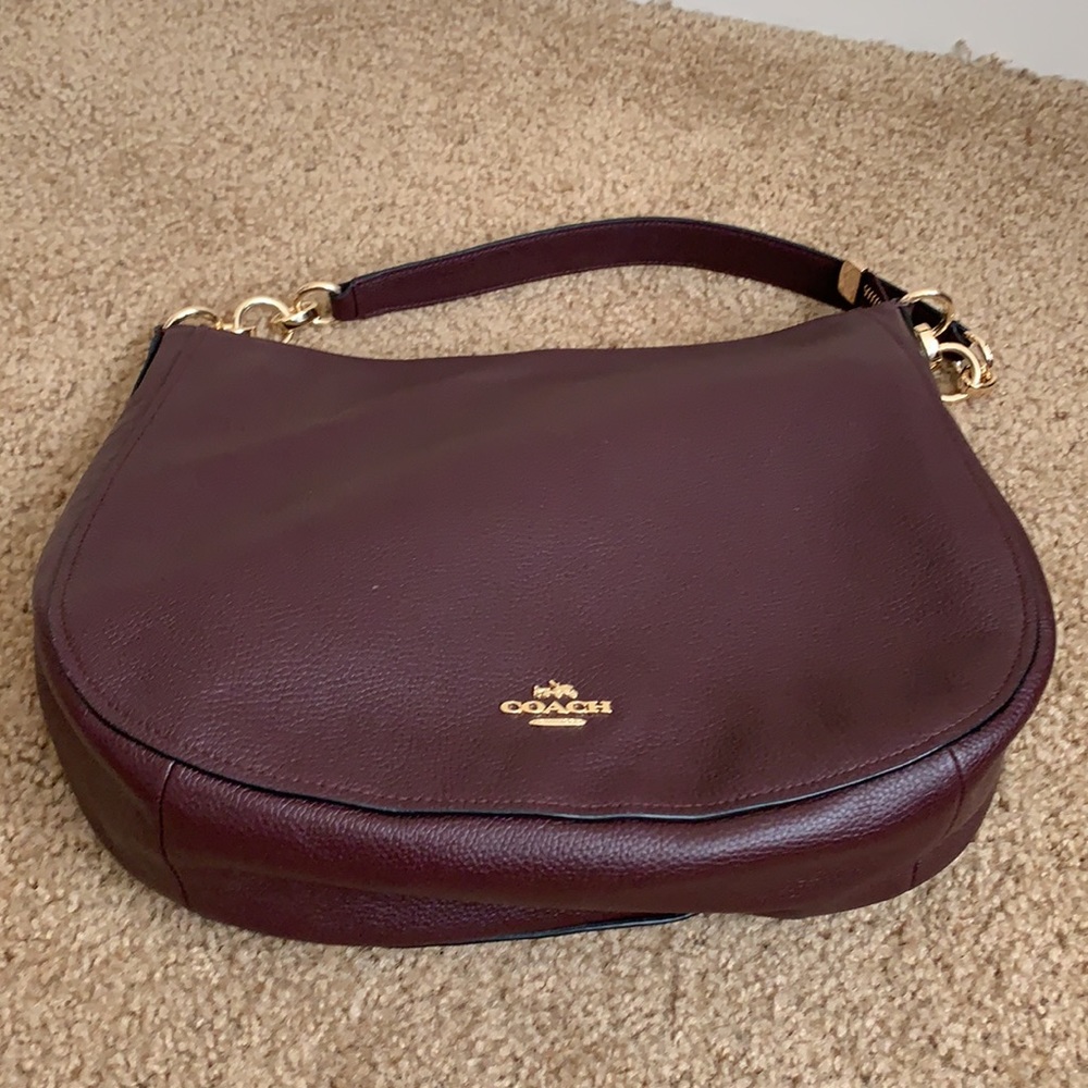 Coach - Picture 4 of 9